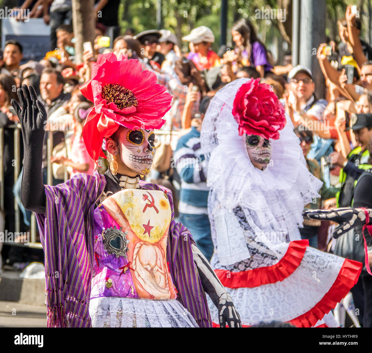 Le Jour des morts (Dia de los Muertos) défilé dans la ville de Mexico - MEXIQUE Banque D'Images