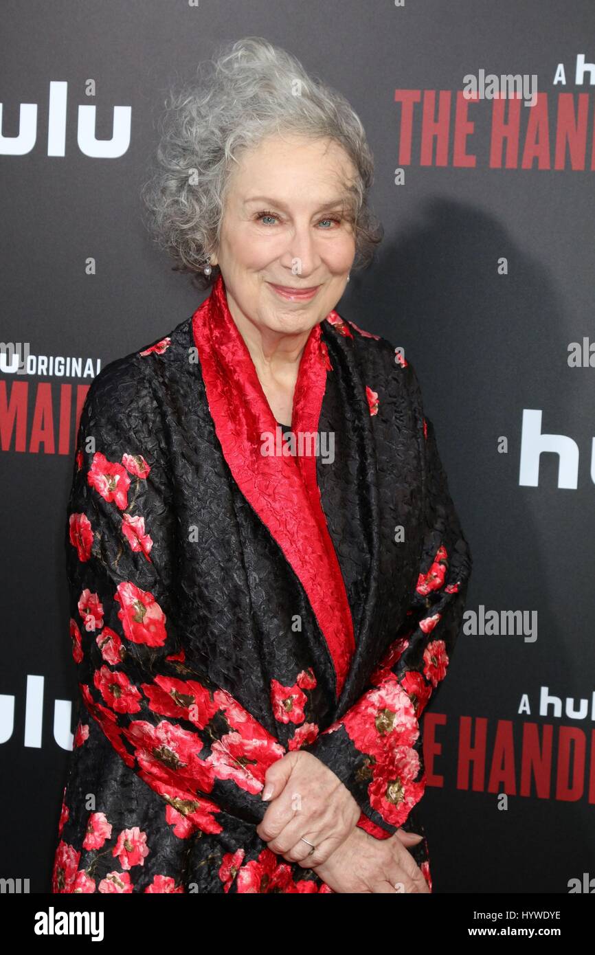 Los Angeles, CA, USA. Apr 25, 2017. Pour des arrivées à Margaret Atwood LA SERVANTE ÉCARLATE Premiere Dépistage sur Hulu, ArcLight Cinerama Dome d'Hollywood, Los Angeles, CA, 25 avril 2017. Credit : Priscilla Grant/Everett Collection/Alamy Live News Banque D'Images