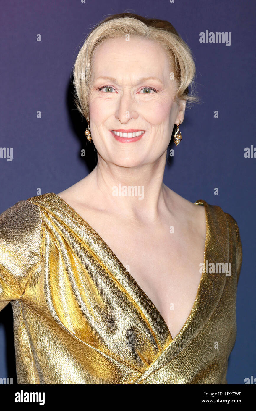 Los Angeles, CA, USA. Feb 23, 2017. LOS ANGELES - jan 23 : Meryl Streep Cire figure lors de la présentation de Madame Tussauds réorganisé Meryl Streep Cire figure au théâtre chinois de Grauman 6 Hall le 23 février 2017 à Los Angeles, CA Crédit : Kathy Hutchins/via Zuma Zuma/fil Wire/Alamy Live News Banque D'Images