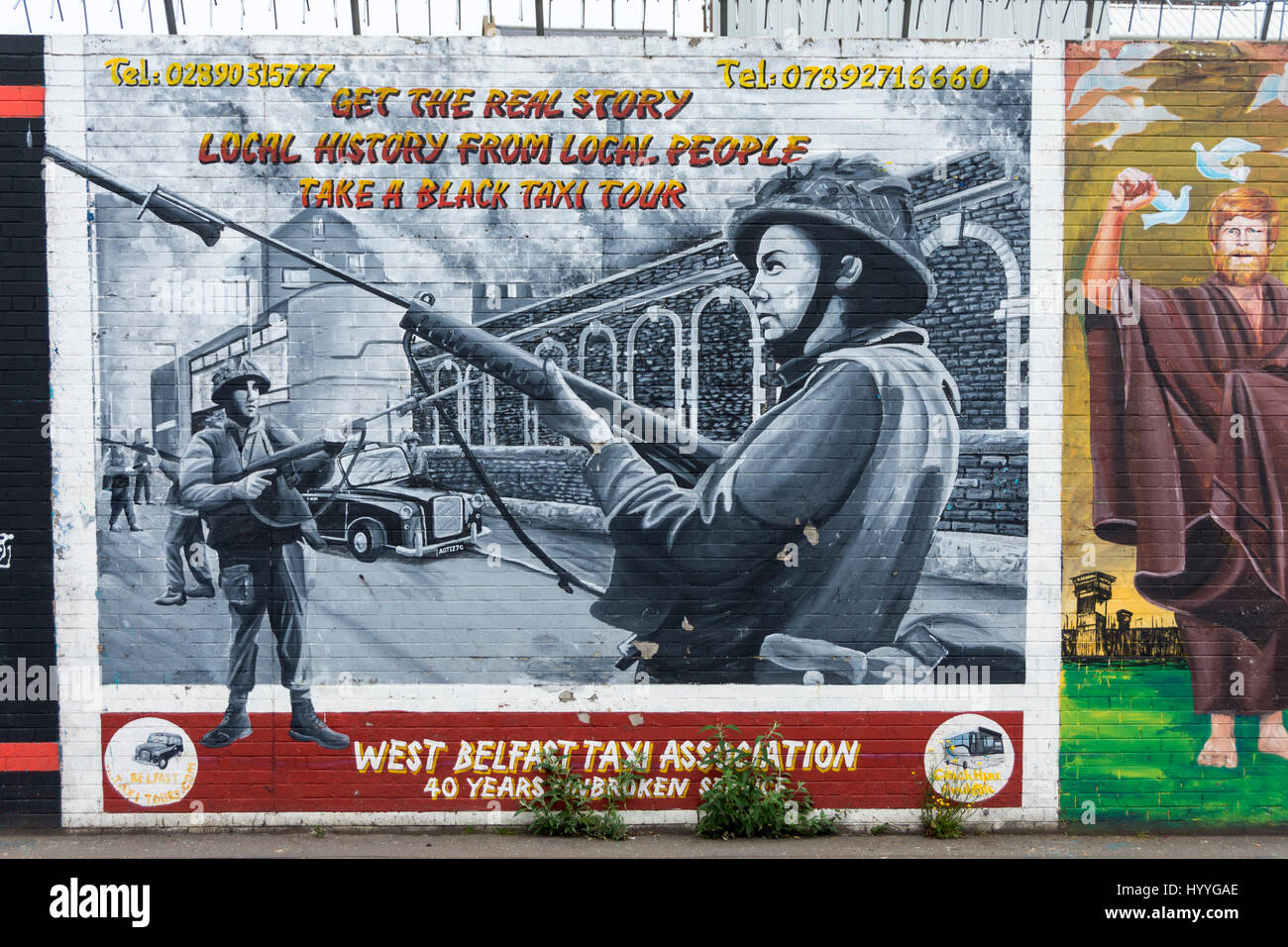L'Ouest de Belfast Association Taxi photo murale sur la Falls Road, Belfast, County Antrim, Northern Ireland, UK Banque D'Images