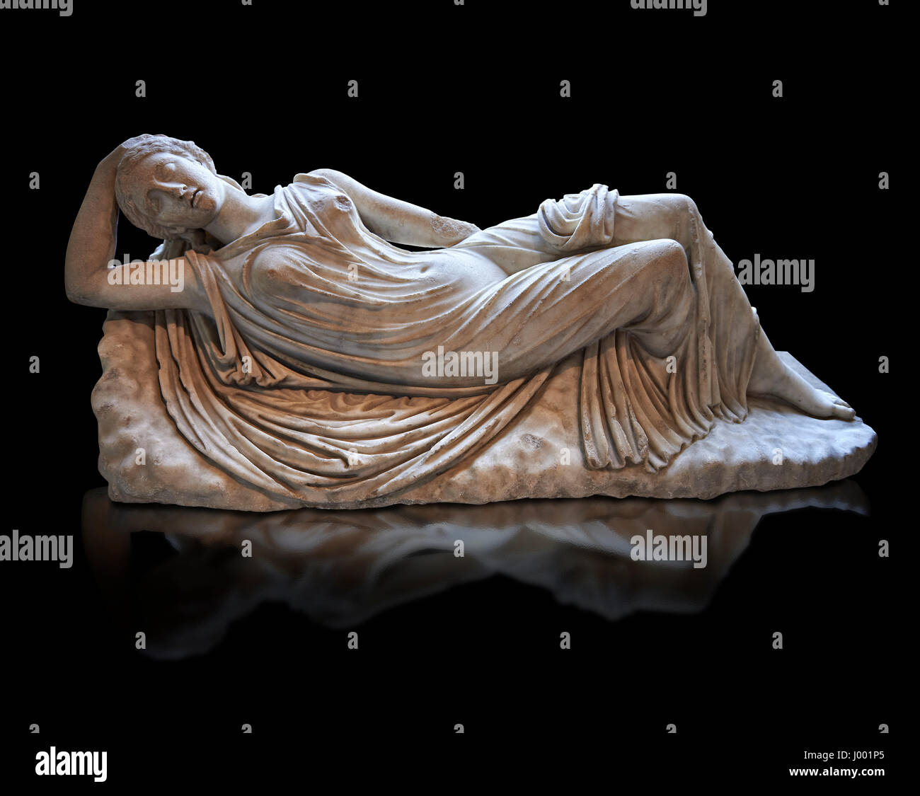 Ariadne, couchage 2ème cent AD en statue romaine de l'Italie. inv MR 311ou 340 Ma, au Musée du Louvre, Paris Banque D'Images