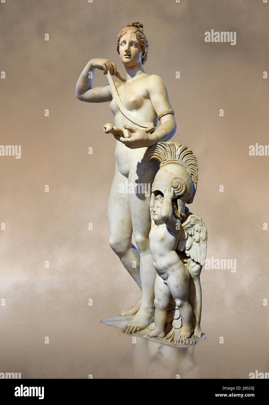 2ème cent AD statue romaine de Vénus (Aphrodite) dans les bras, collection Borghèse, Inv n°373 (d'habitude pas de M. Ma 370), du musée du Louvre, Paris. Banque D'Images
