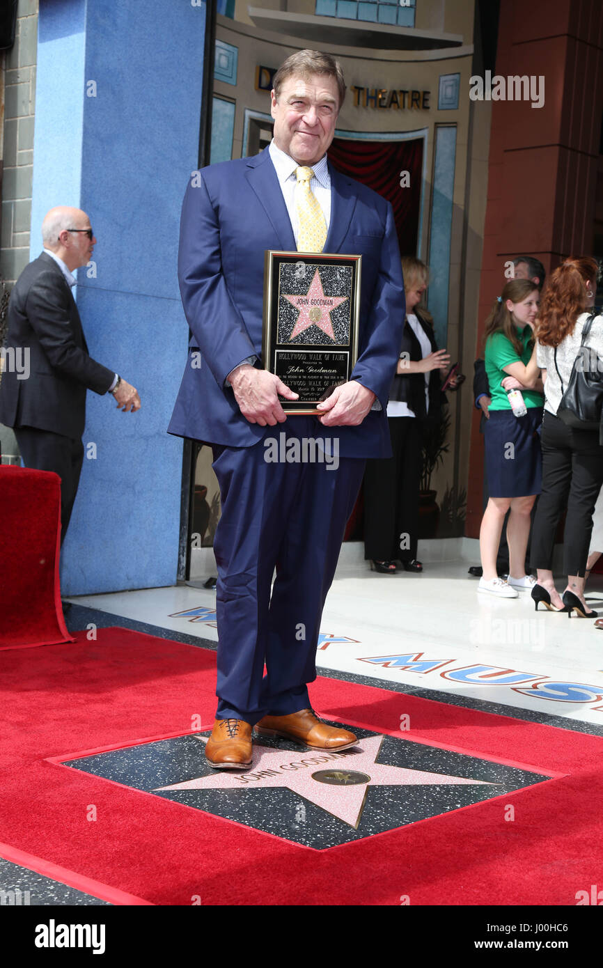 Los Angeles, CA, USA. 10 Mar, 2017. LOS ANGELES - jan 10 : John Goodman John Goodman à l'Allée des célébrités canadiennes cérémonie étoile sur le Hollywood Walk of Fame Le 10 mars 2017 à Los Angeles, CA : Crédit Hpa/via Zuma Zuma/fil Wire/Alamy Live News Banque D'Images