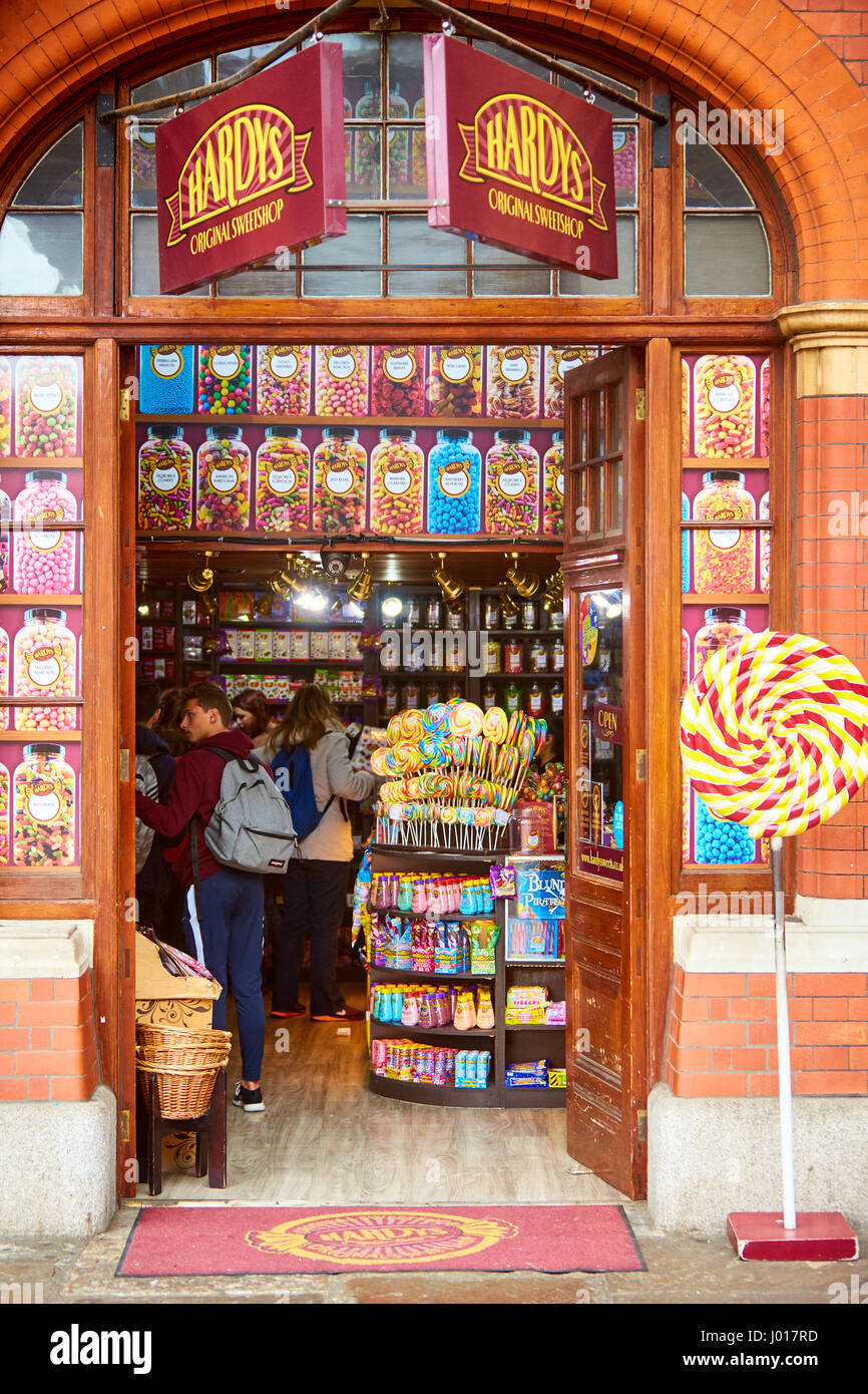 Vue générale de Hardy's confiserie originale à Windsor Banque D'Images