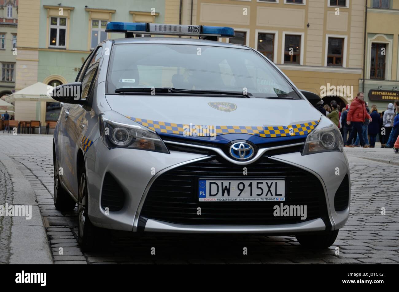 Voiture de police municipaux polonais, Wroclaw. Toyota Yaris. Miejska Straz. La Pologne. Banque D'Images