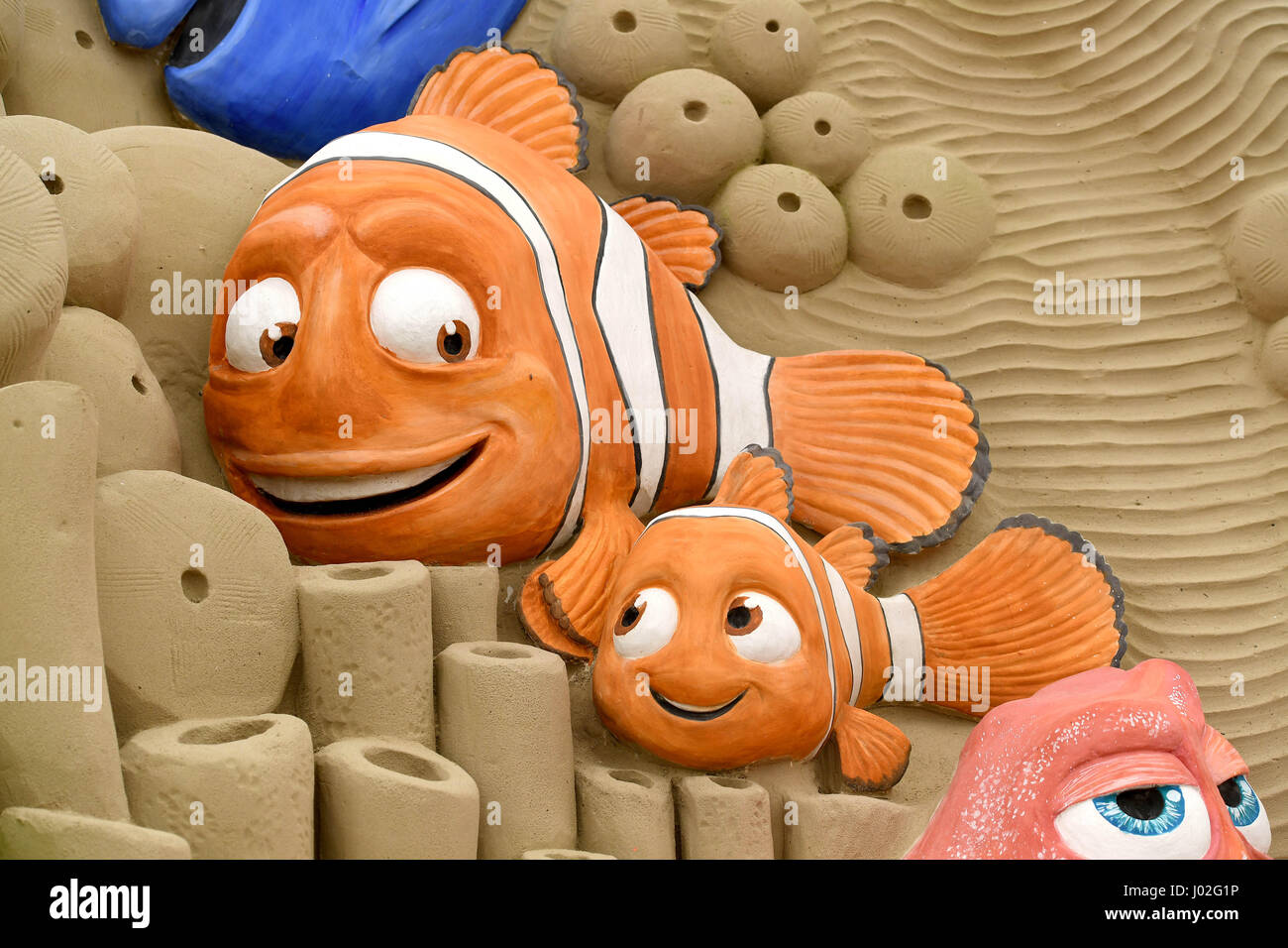 Le monde de Nemo sur le weekend d'ouverture de Sandworld à Weymouth, Dorset, UK Crédit : Finnbarr Webster/Alamy Live News Banque D'Images