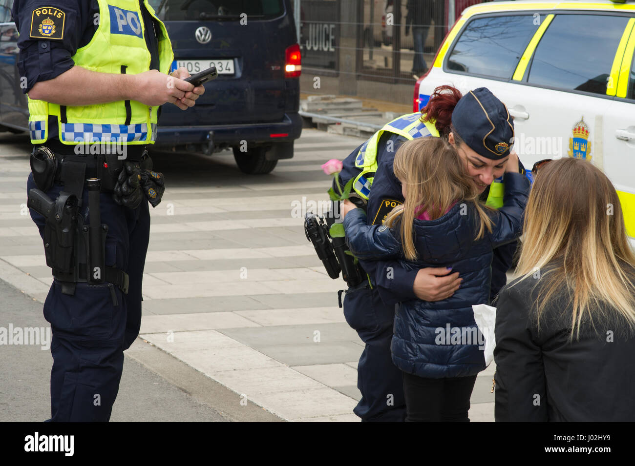 Stockholm, Suède, le 9 avril 2017. Tôt le dimanche matin et deux jours après l'attaque terroriste à la rue Drottninggatan, Stockholm, Suède. Credit : Barbro Bergfeldt/Alamy Live News Crédit : Barbro Bergfeldt/Alamy Live News Banque D'Images