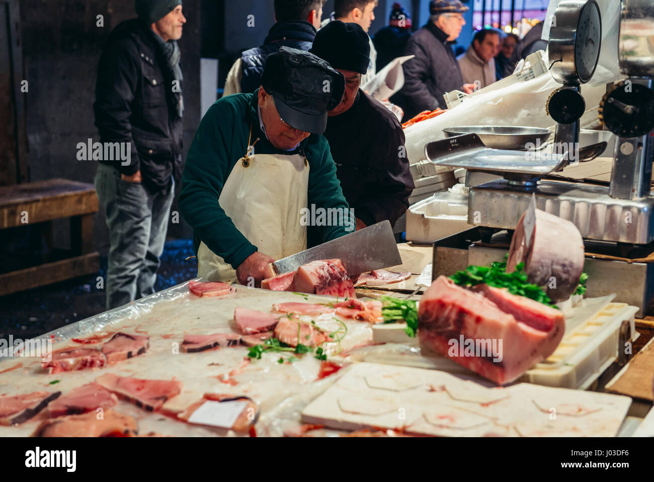 Célèbre vieux marché aux poissons appelé La Pescheria dans Catania City, à l'Est de l'île de Sicile, Italie Banque D'Images