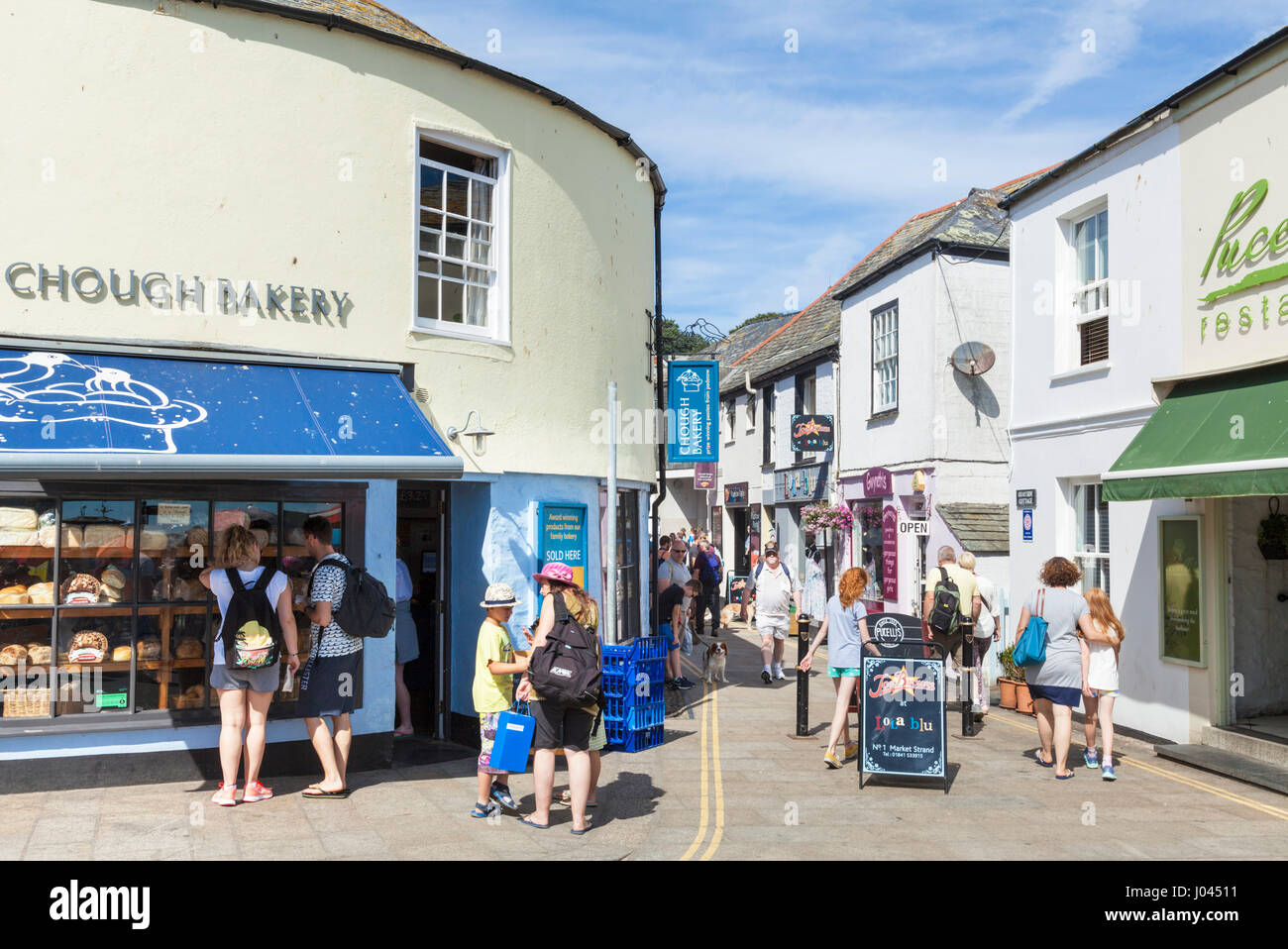 Le cornwall Padstow Chough Bakery dans le port, le centre du village de Padstow Cornwall England UK GB EU Europe Banque D'Images