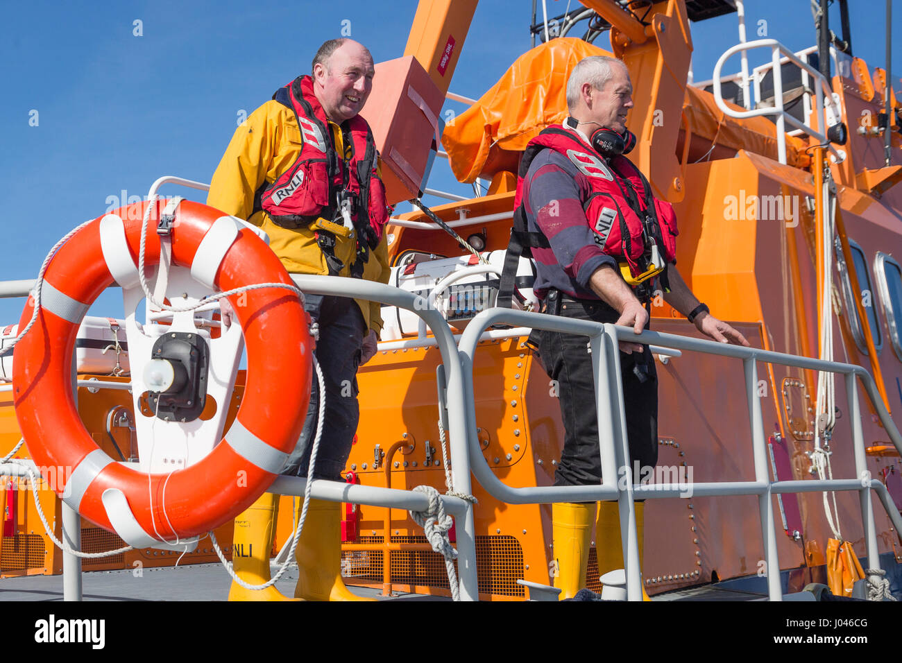 De sauvetage de la RNLI et équipage, Valentia Island, comté de Kerry, Irlande Banque D'Images