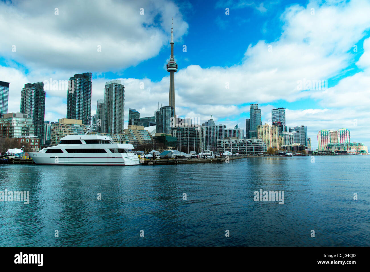 Port de yacht avec Toronto Skyline. Toronto Ontario Canada Banque D'Images