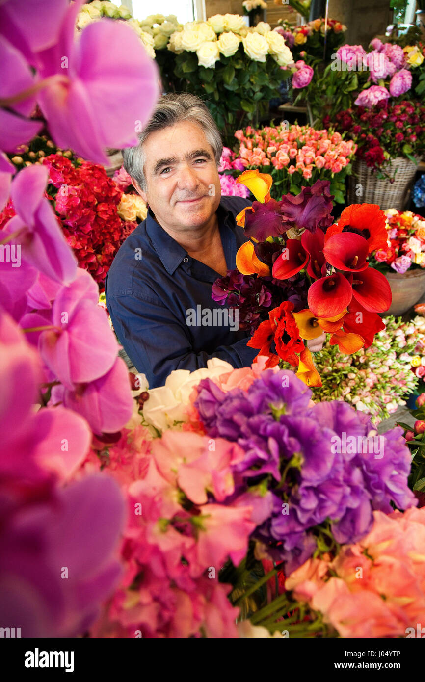 Portrait de Henri Moulie, fleuriste et decorateur floral 31/05/2010  ©Philippe MATSAS/Opale Photo Stock - Alamy