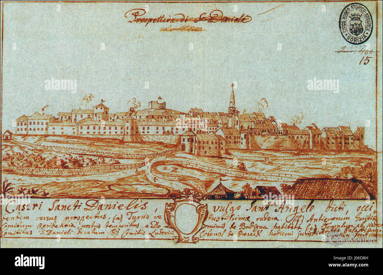 Le château de Stanjel, construit en 1752, est une forteresse historique en Slovénie, offrant un aperçu de l'architecture médiévale et de la conception militaire stratégique de la région. Banque D'Images