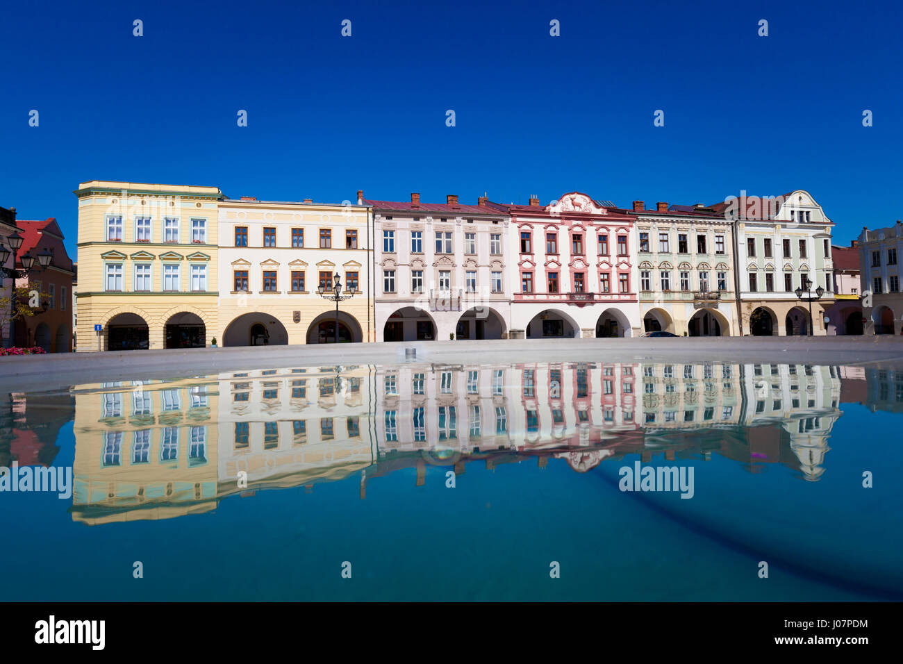 Belle ville paisible en République tchèque - Royaume-Uni - coloré Banque D'Images