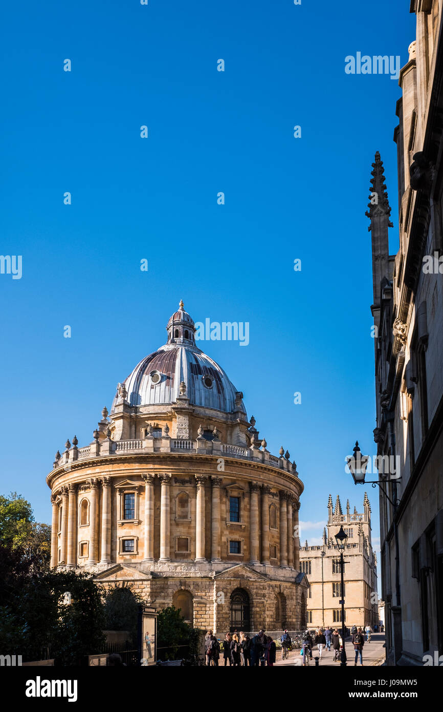 Oxford est une ville connue dans le monde entier comme l'accueil de l'Université d'Oxford, la plus ancienne université du monde anglophone. Angleterre, Royaume-Uni Banque D'Images