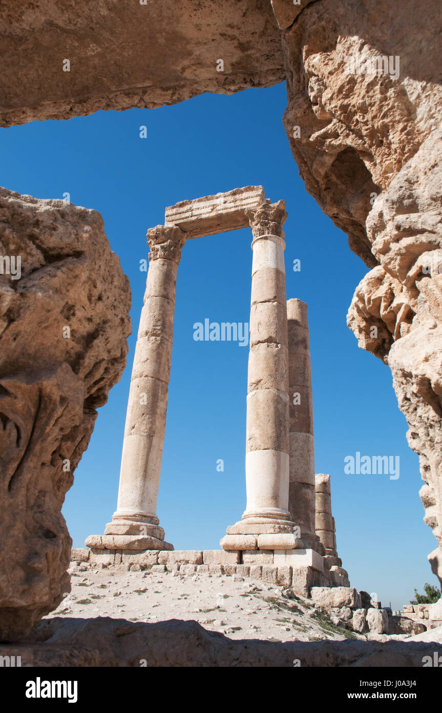 Les ruines du temple d'Hercule, la plus importante structure romaine dans la citadelle d'Amman, site archéologique, l'un des noyaux d'origine de la ville Banque D'Images