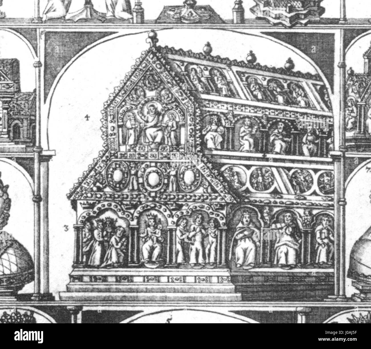Ce détail du 'Dreikönigenschrein' (sanctuaire des trois Rois) du Kölner Domschatz (trésor de la cathédrale de Cologne) présente un artisanat médiéval complexe et un symbolisme religieux, soulignant son importance en tant que relique religieuse en Allemagne. Banque D'Images
