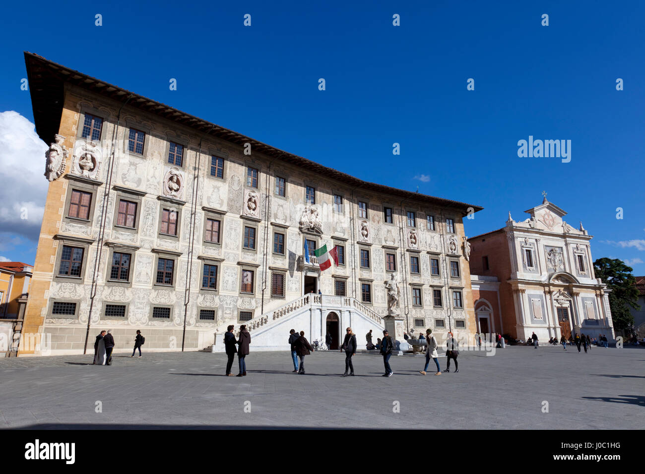 La Knight's Palace et l'église de Saint Stephen des Chevaliers, la Piazza dei Cavalieri, Pise, Toscane, Italie Banque D'Images
