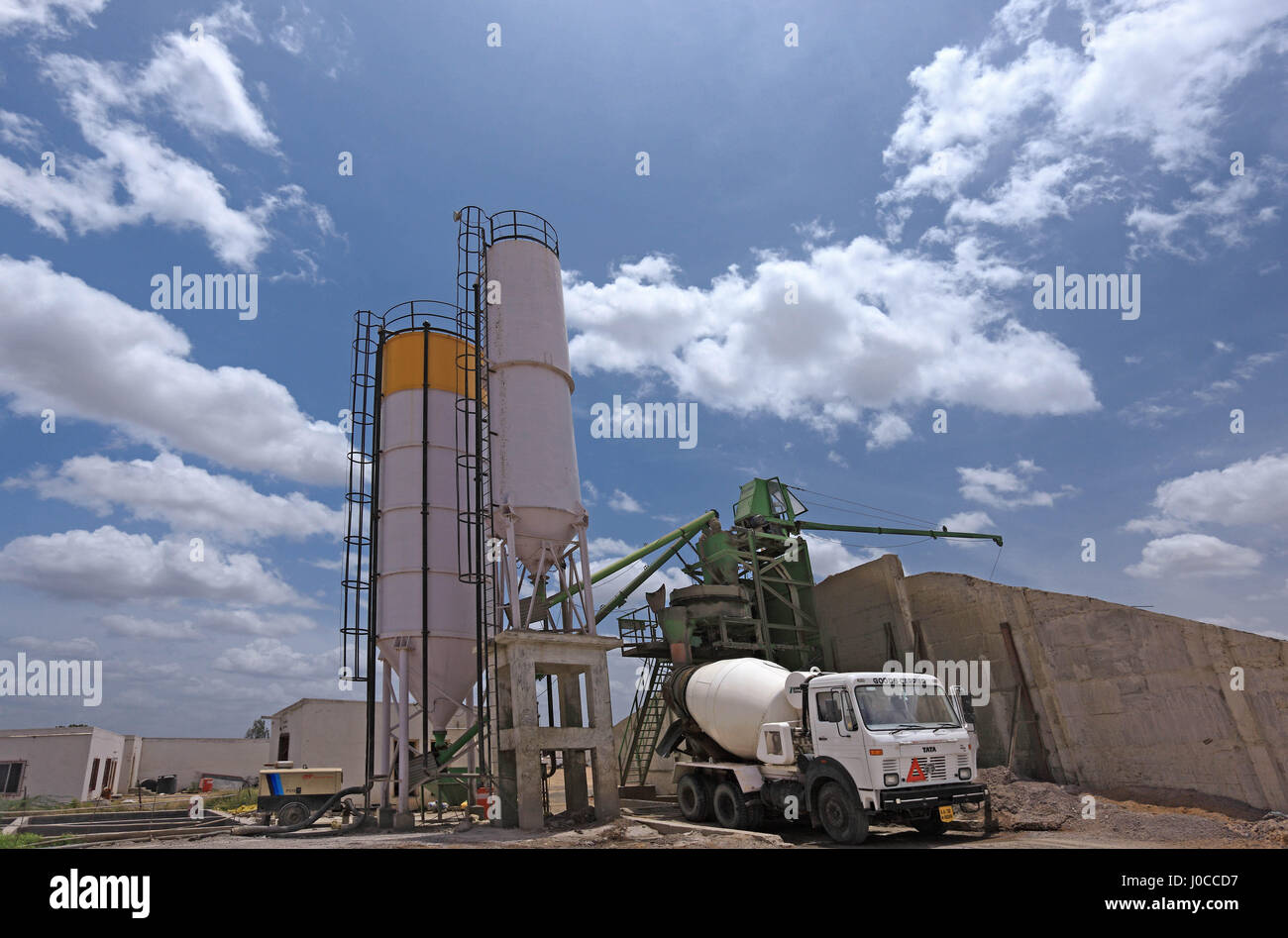 L'usine de transformation du ciment par lots, Gujarat, Inde, Asie Banque D'Images