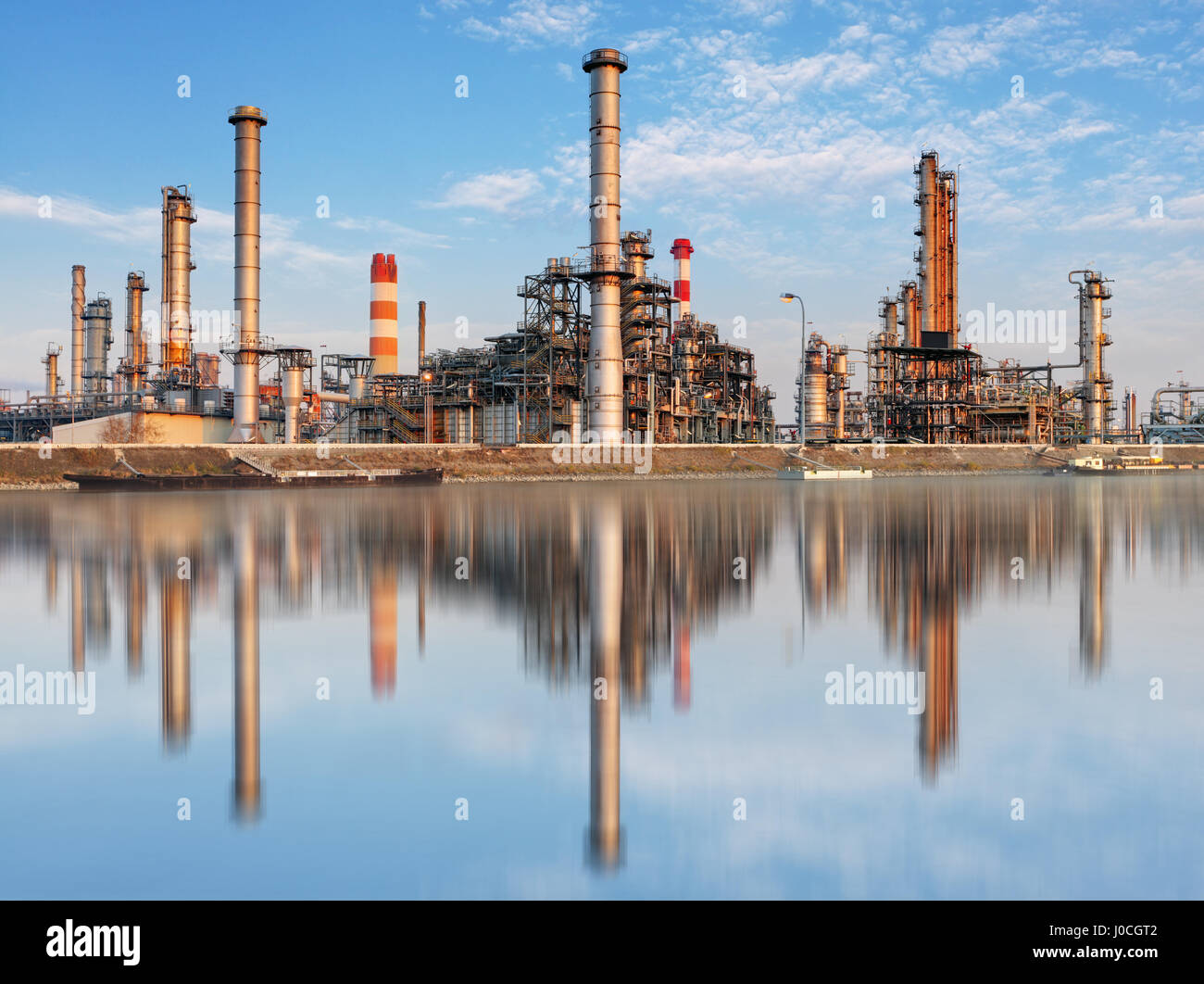 L'industrie, usine - raffinerie de pétrole Banque D'Images