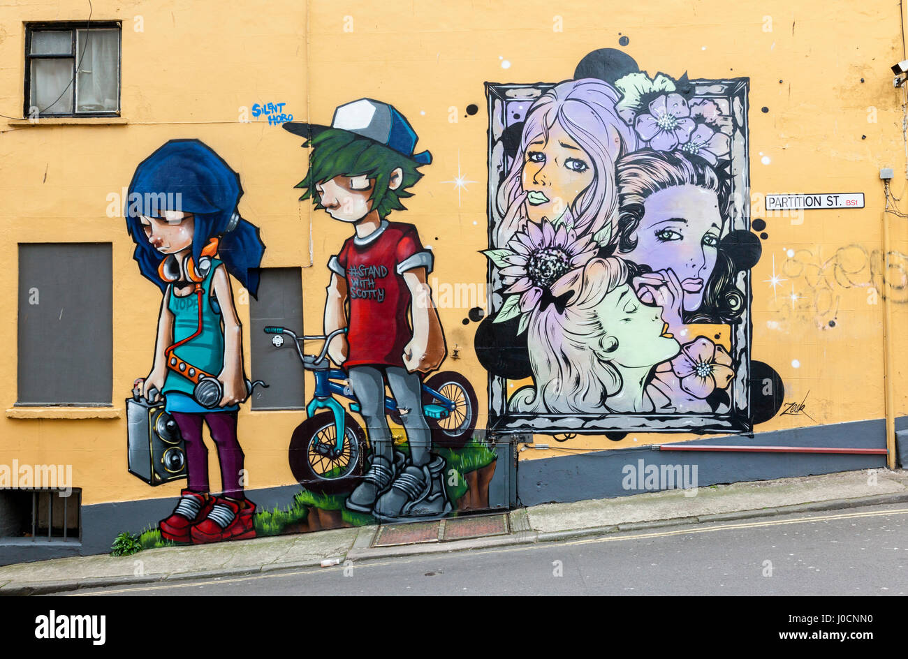 L'art de mur sur le mur de pub Three Tuns, Partition Street, Bristol, Royaume-Uni Banque D'Images