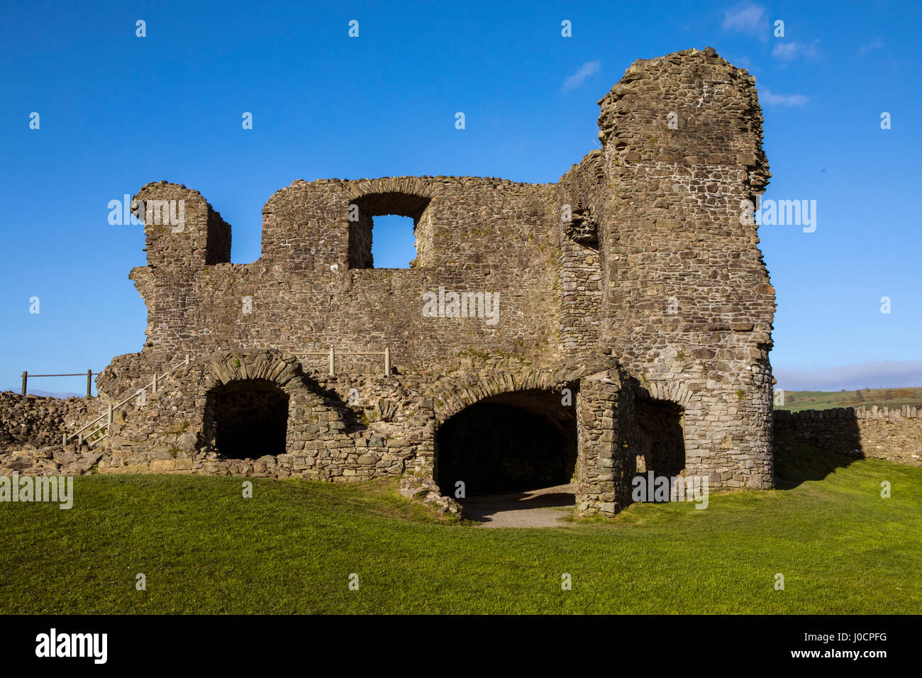 Une vue sur les ruines de l'historique château de Kendal dans Cumbria, Angleterre. Banque D'Images