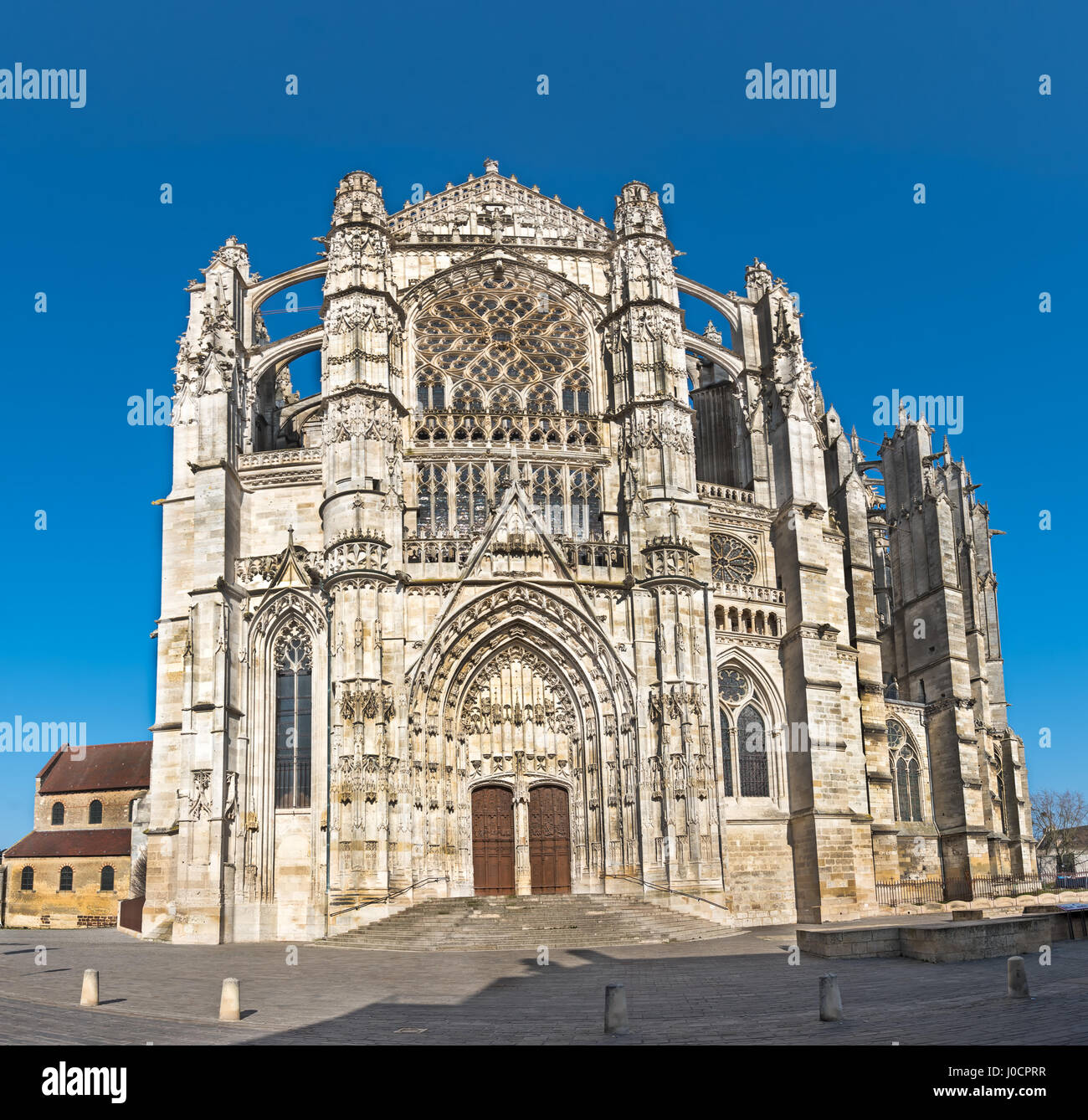 La façade sud de la cathédrale St Pierre, Beauvais, Oise, France. Banque D'Images