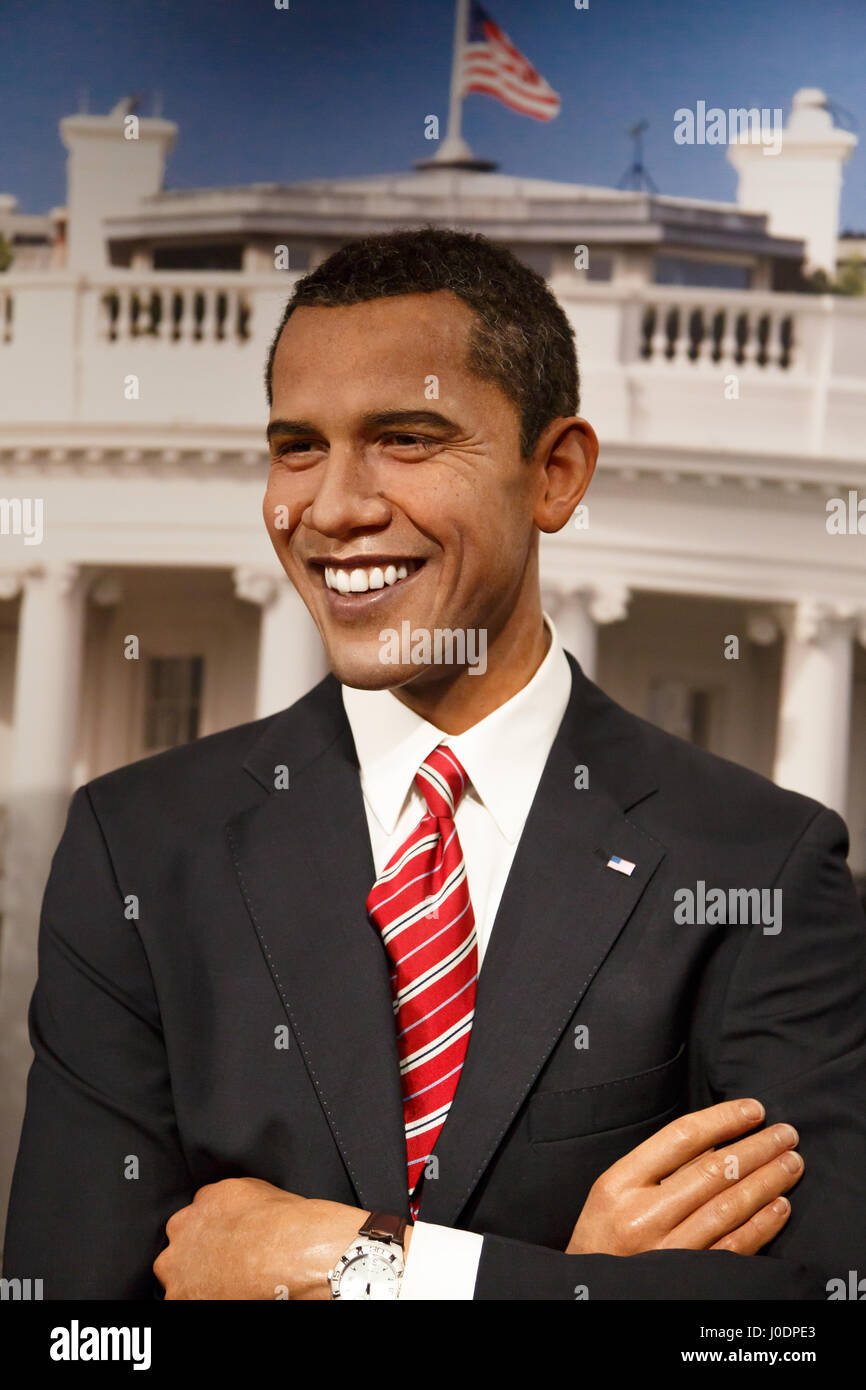 AMSTERDAM, Pays-Bas - 02 juillet 2016 : Barack Obama figure au Musée de Cire Madame Tussauds à Amsterdam. Madame Tussauds Museum est l'un des plus pop Banque D'Images