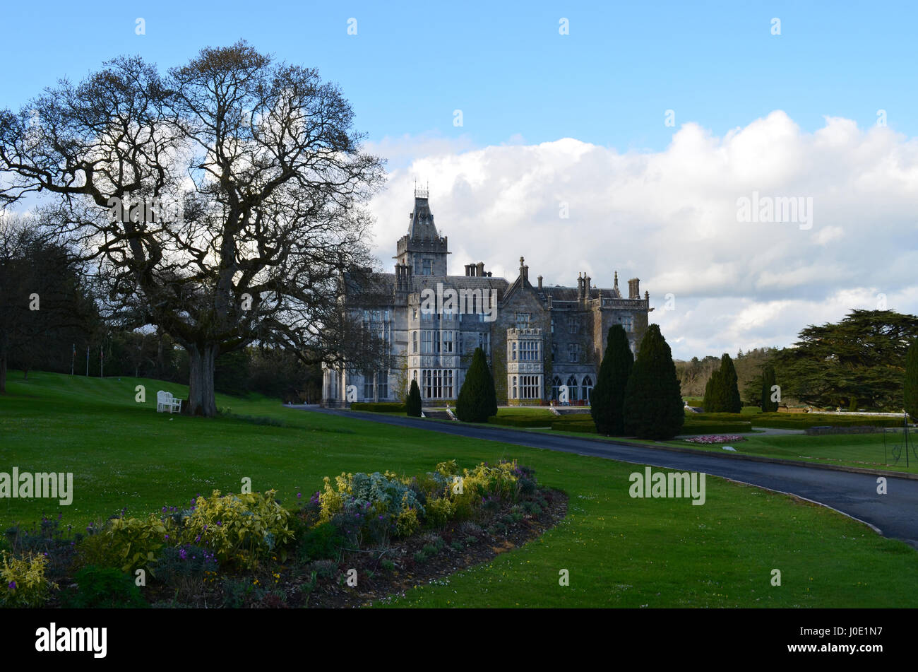 Beau regarder Adare Manor en Irlande. Banque D'Images