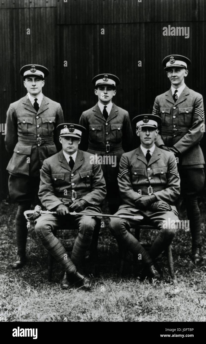 Lauréats, RAF, Collège Cranwell, Frank Whittle (centre) gagnant Abdy Gerrard prix Fellowes Banque D'Images