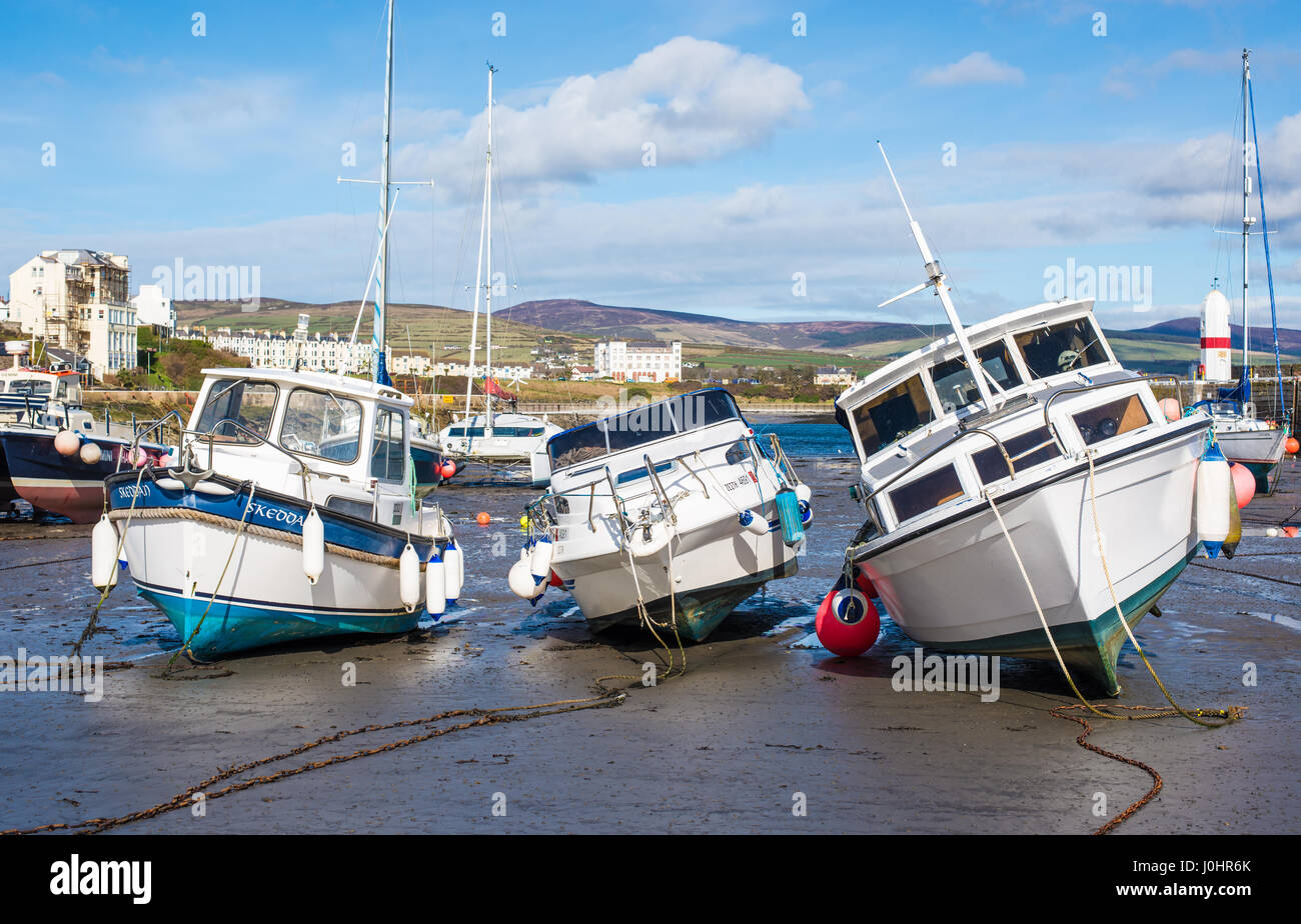 Bateaux dans Port St Mary Harbour, Île de Man Banque D'Images