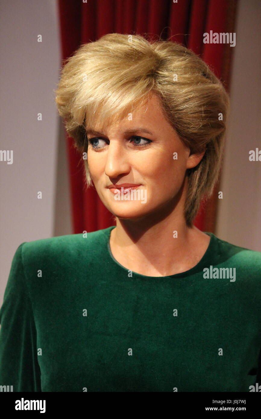 La princesse Diana, Londres, Royaume-Uni - 20 mars 2017 : la princesse Diana (née Lady Diana Spencer) portrait figure de cire cire figure au Museum London stock photo, stock, photographie, image, photo Banque D'Images