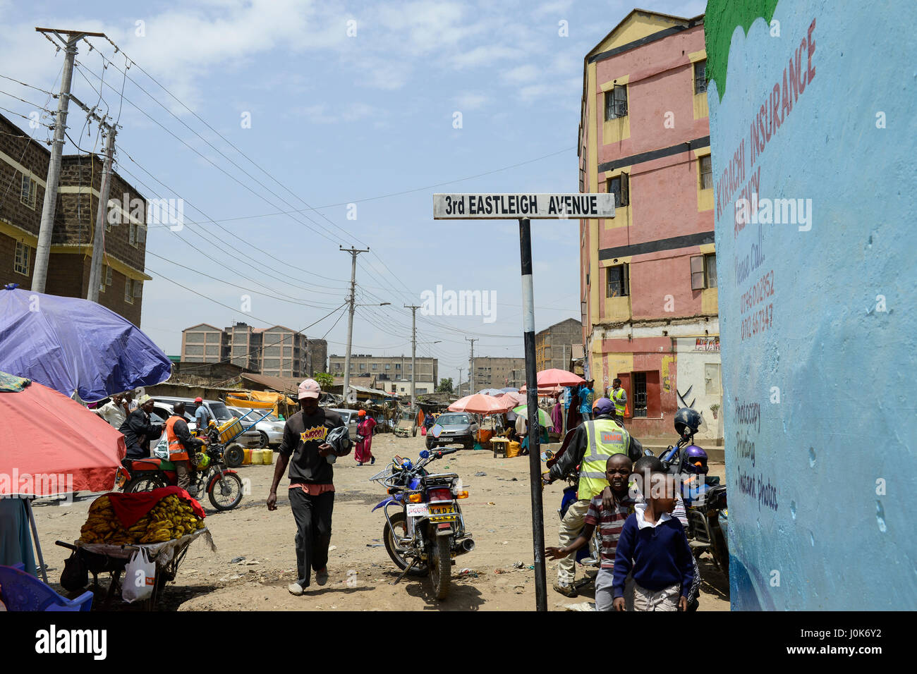 KENYA, Nairobi, les réfugiés de Somalie dans la banlieue de Eastleigh appelle également le peu de Mogadiscio en raison d'importantes population Somalie / KENYA, Nairobi, Stadtteil East-Leigh der durch seinen hohen Anteil un somalischen Fluechtlingen Mogadiscio genannt wird auch Klein Banque D'Images