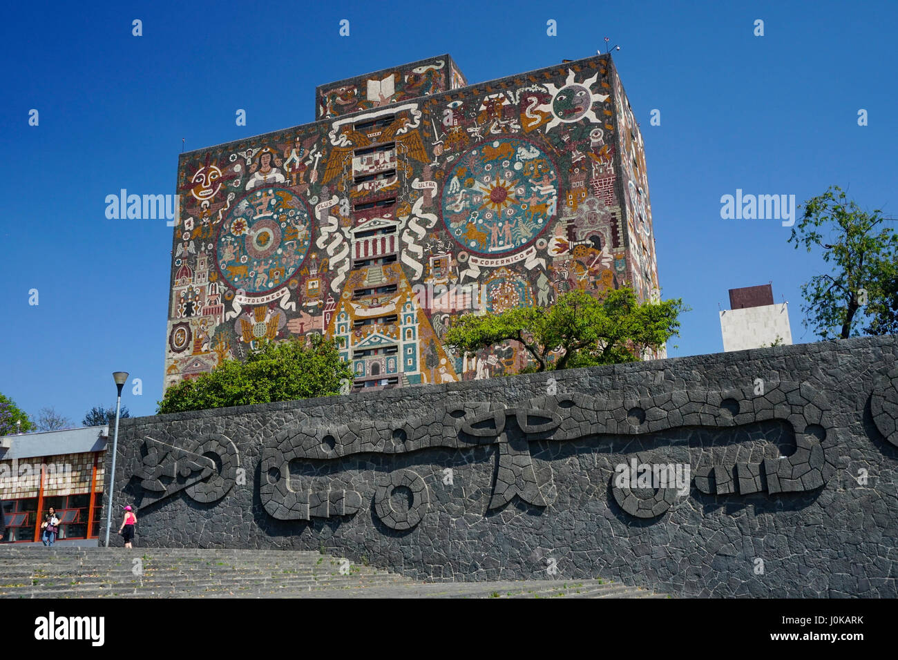 La mosaïque de la bibliothèque centrale de l'artiste Juan O'Gorman Université de l'UNAM, Mexico, Mexique Banque D'Images