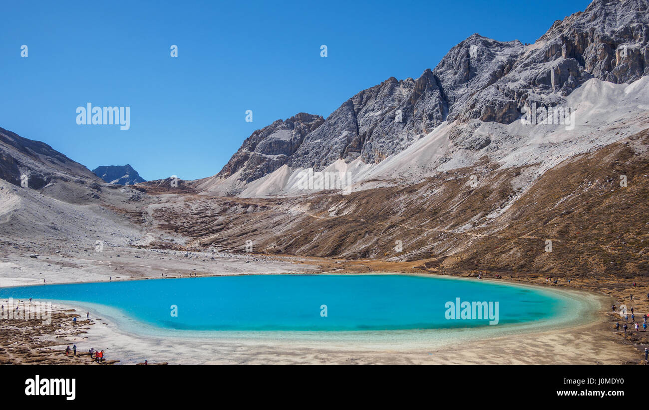 Beau paysage de mer laiteuse dans Daocheng Yading National Park, Sichuan, Chine. Banque D'Images