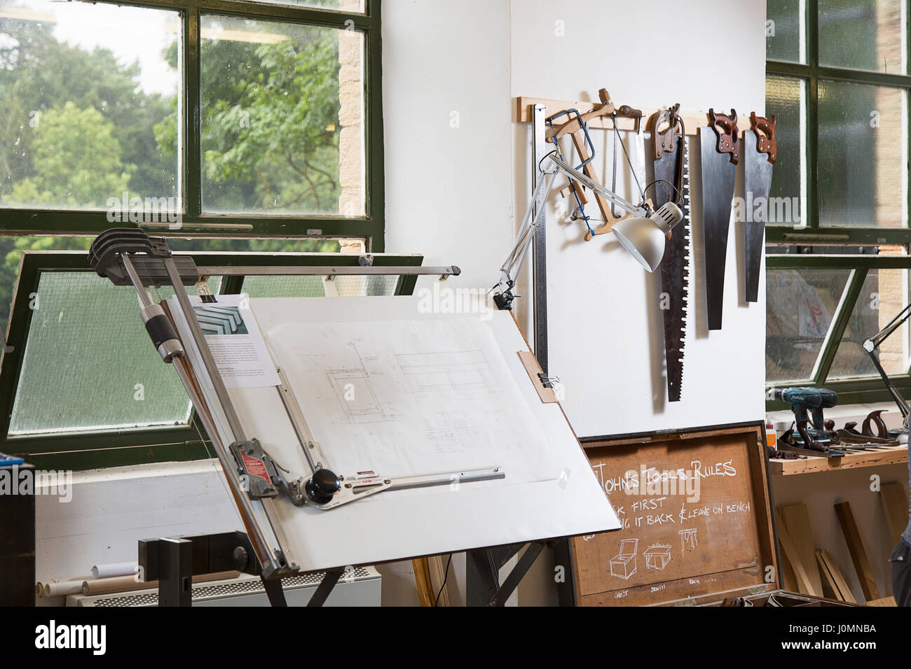 Un dessin montrant les plans d'un projet à l'étudiants de John McMahon & Restauration de l'école Banque D'Images