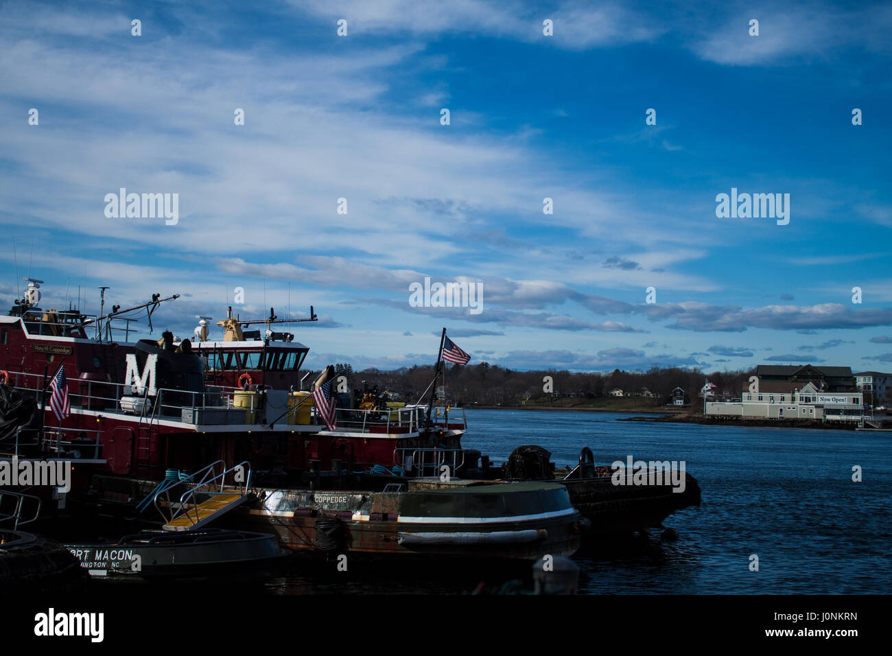 Une image de l'un remorqueur amarré sur la rivière Piscataqua, Portsmouth, NH. Banque D'Images