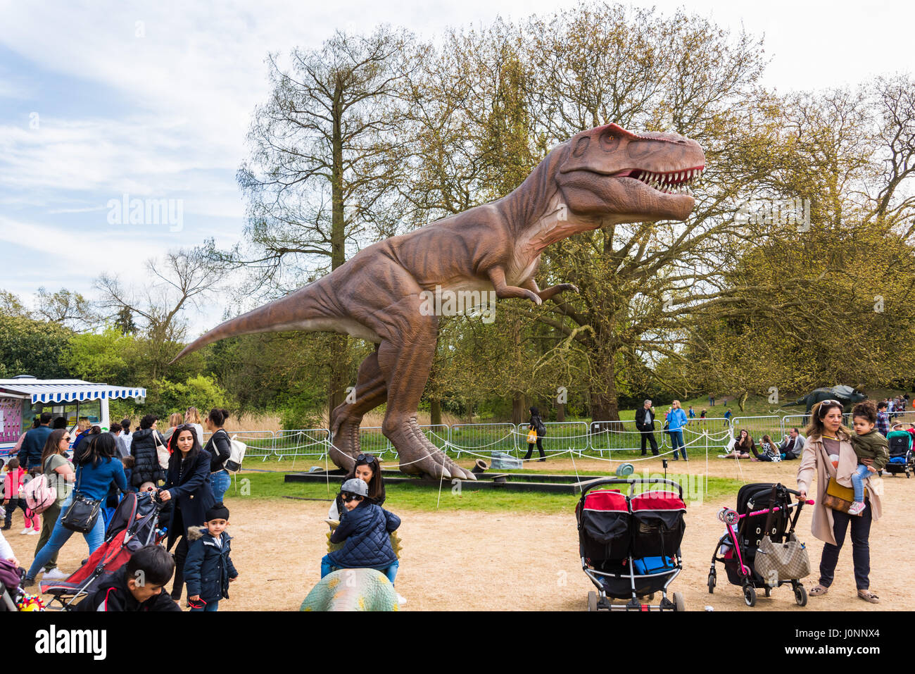 Tyrannosaurus rex, Royaume du Jurassique, Osterley Park, Londres Banque D'Images