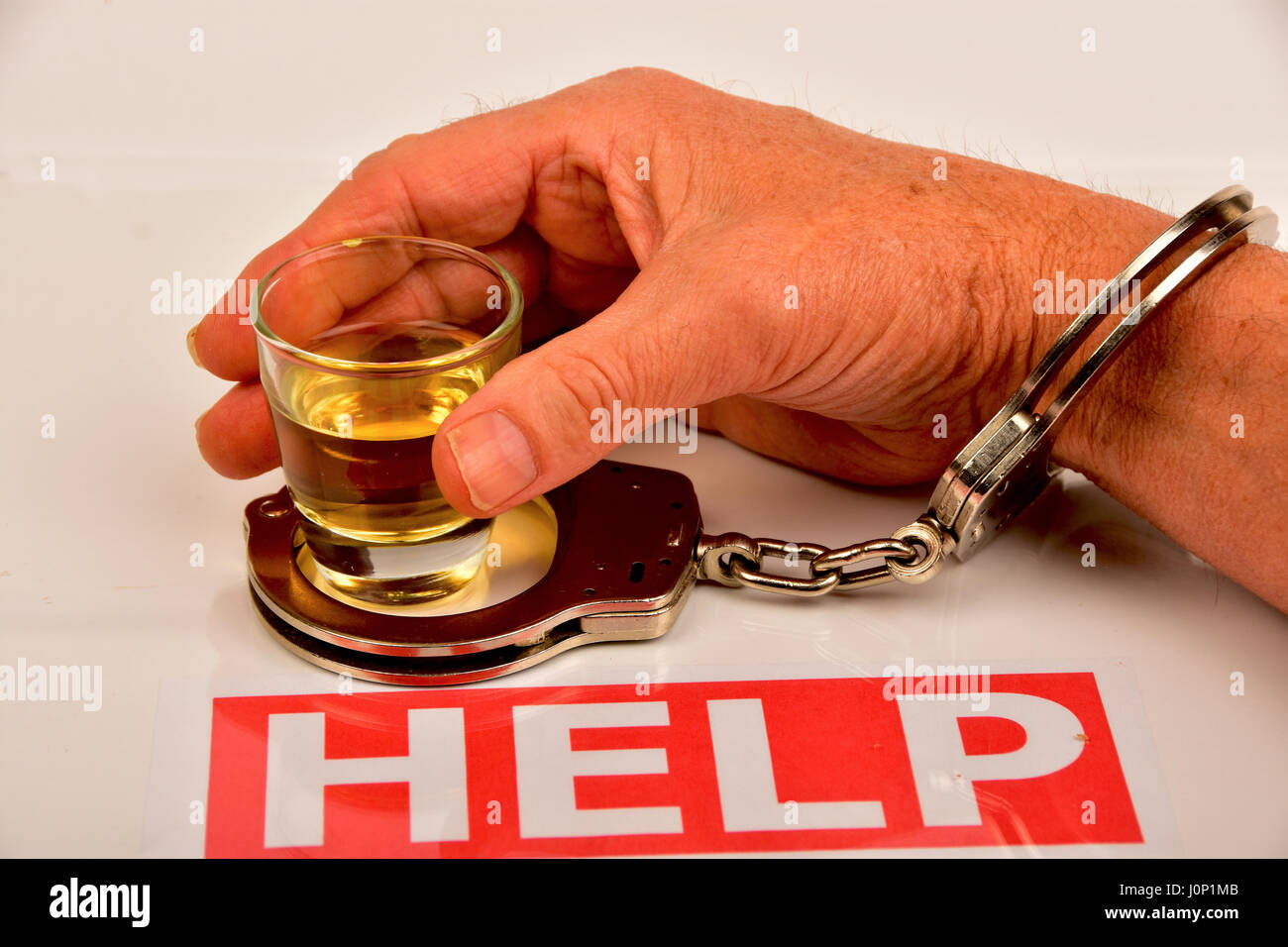 Les signes et les symboles de la dépendance à l'alcool Photo Stock - Alamy