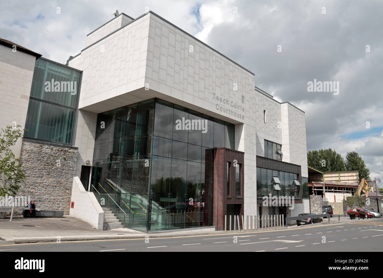 La Cour de Kilkenny (Palais de justice) extension moderne dans la ville de Kilkenny, comté de Kilkenny, Irlande, (Eire). Banque D'Images