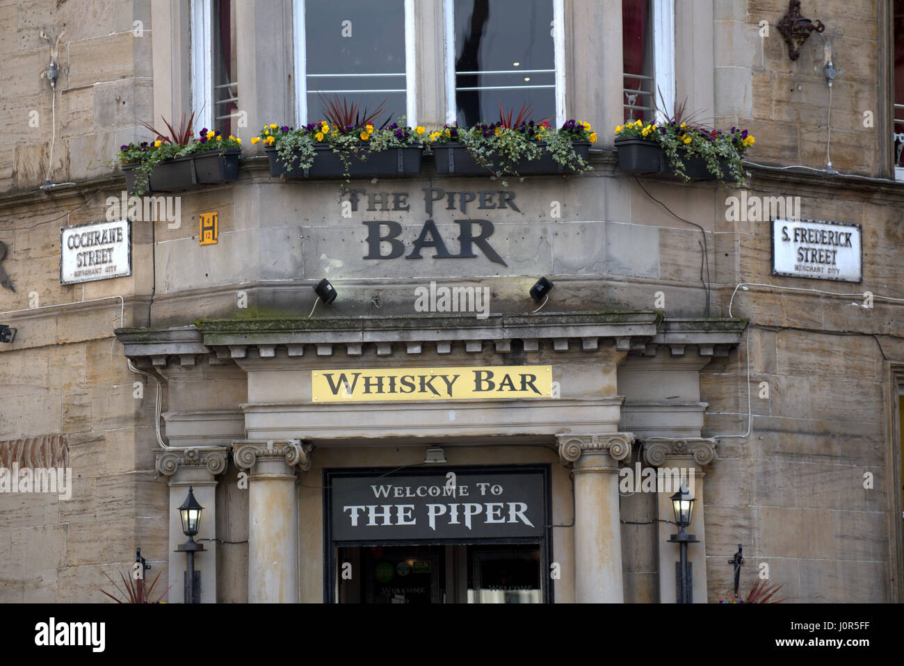 Le Piper whisky bar Glasgow Ecosse pub verre Banque D'Images