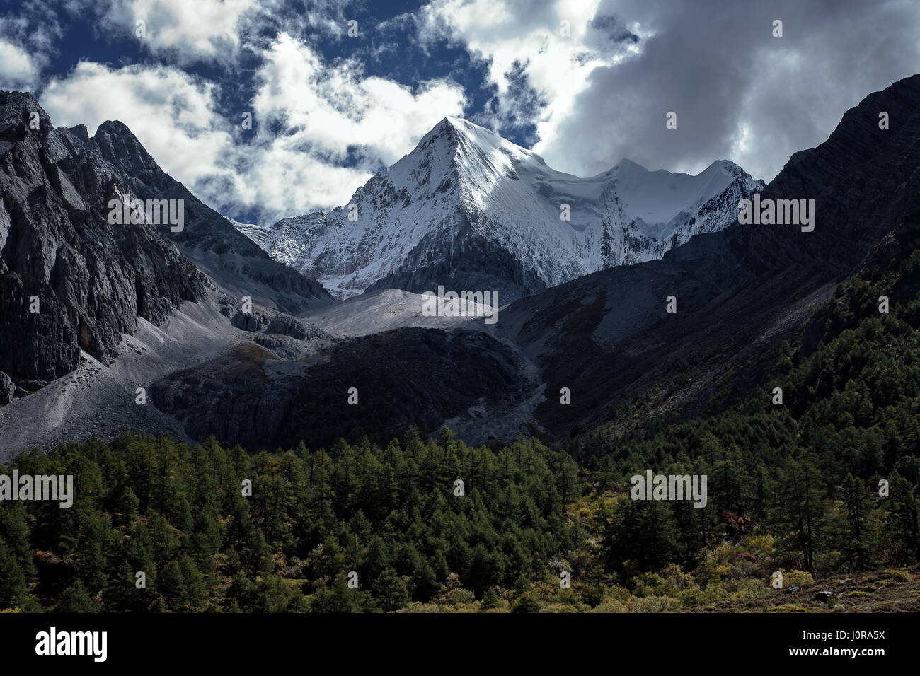 La sainte snowmountain dans Daocheng Yading,Chine, Banque D'Images