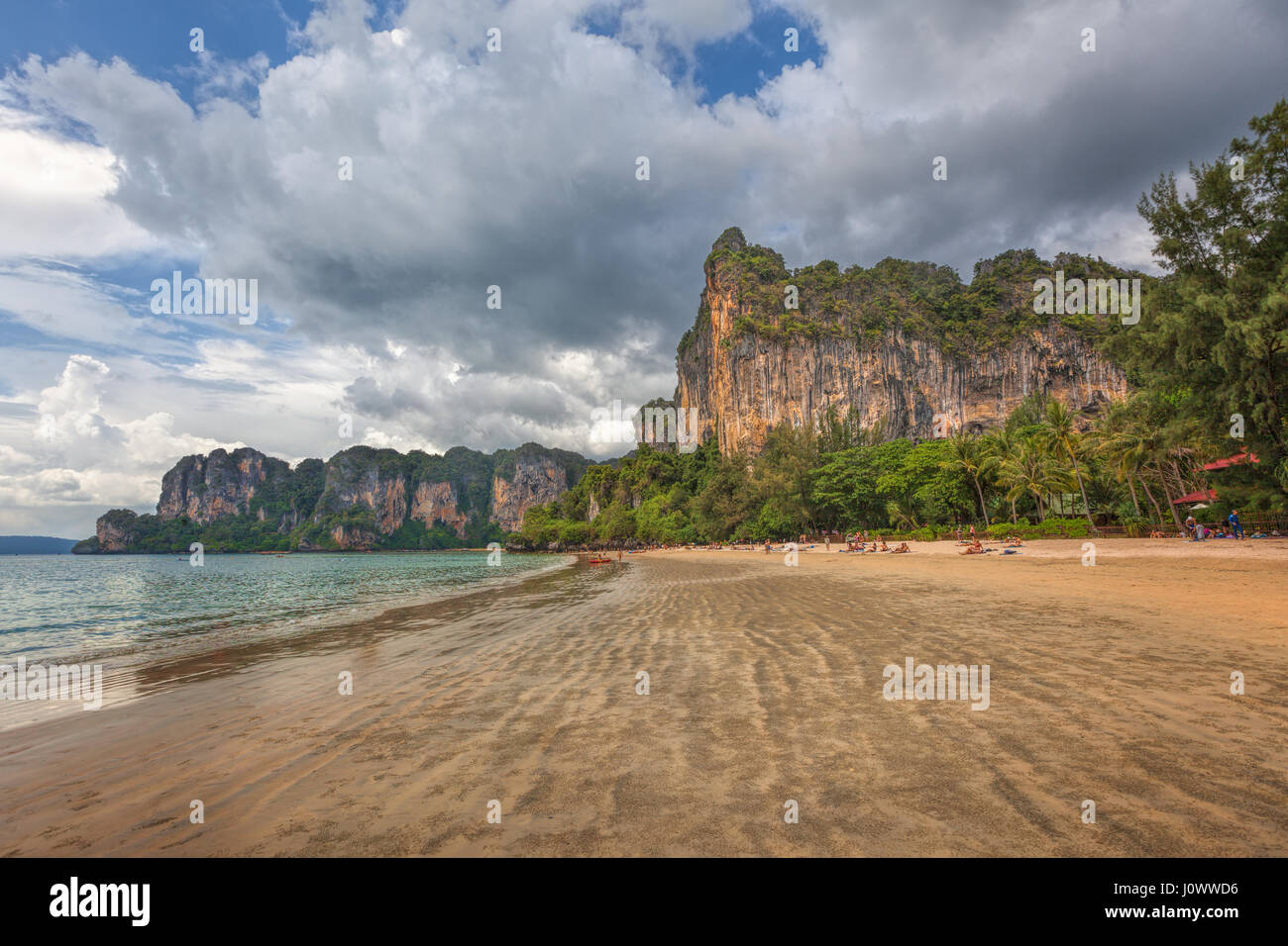 Railay Beach, Ao Nang, province de Krabi, Thaïlande, Asie du Sud-Est Banque D'Images