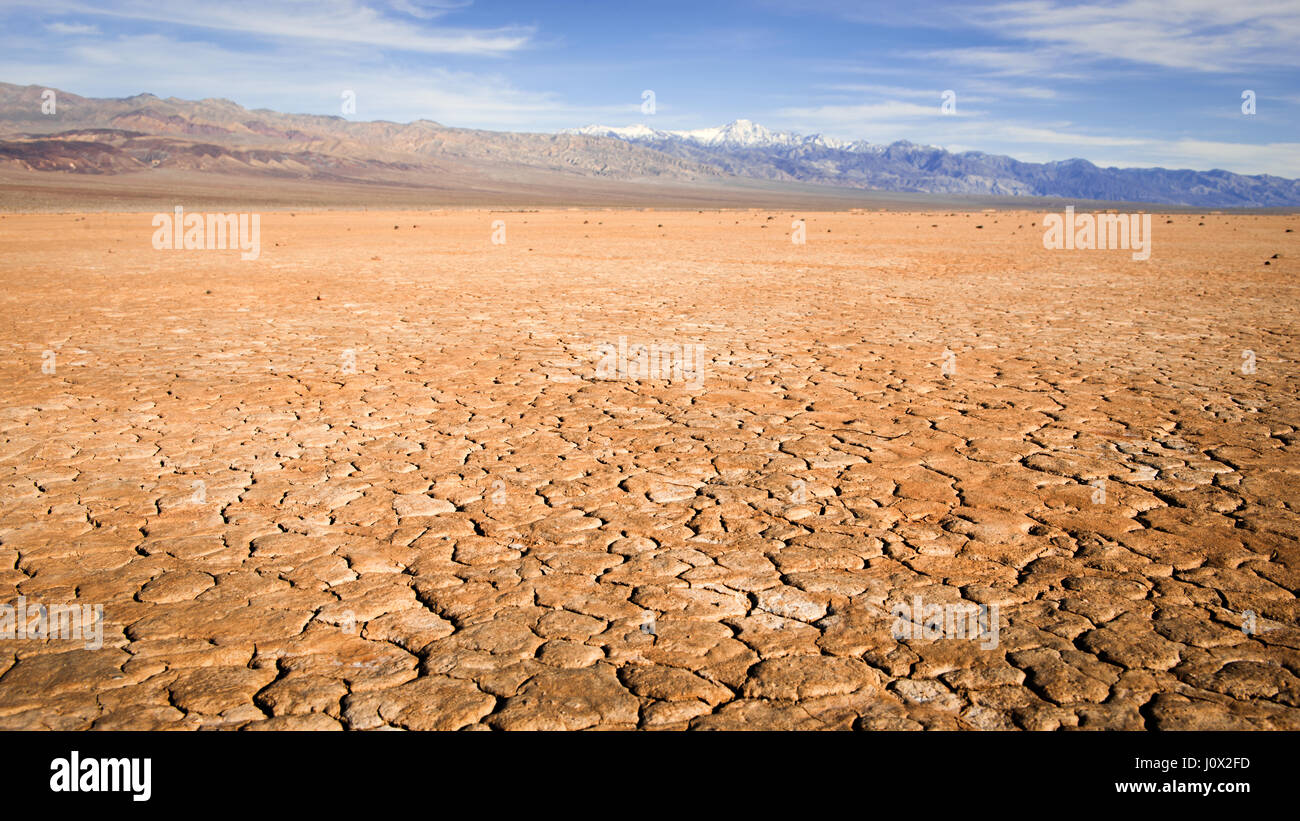 Terre craquée, parc national de la Vallée de la mort, Californie, États-Unis Banque D'Images