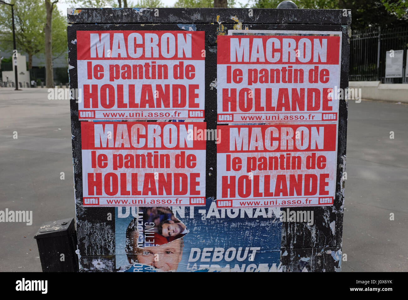 Des affiches dans Paris pour la campagne présidentielle française 2017 Banque D'Images
