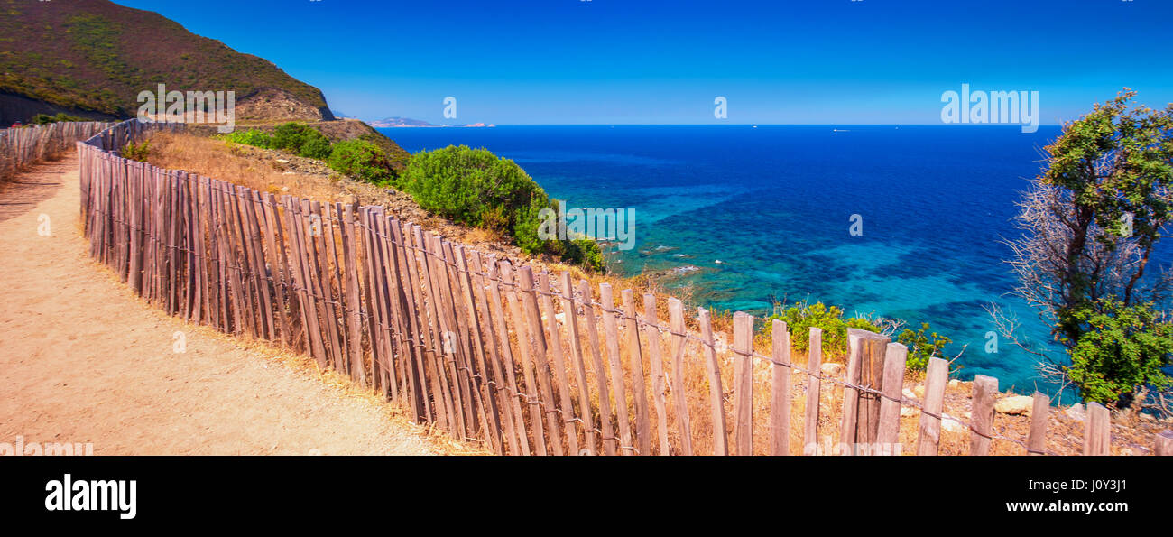 Paysage magnifique littoral,l'Ile-Rousse. Corse, France, Europe. Banque D'Images