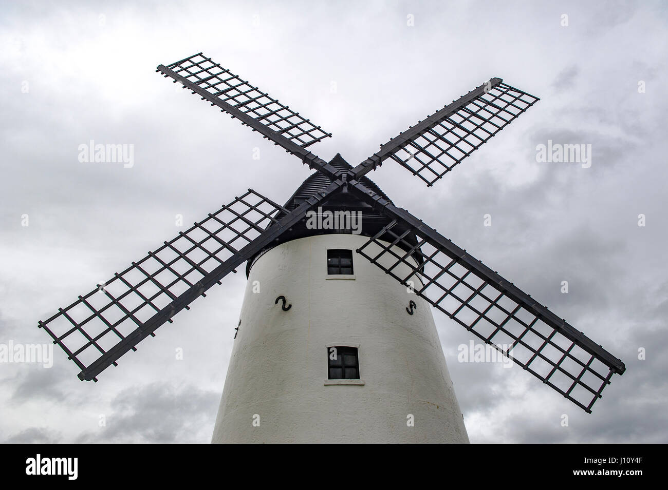 Lytham Moulin construit en 1805 sur Lytham vert, Lytham, Lancashire, Angleterre avec copie espace. Banque D'Images