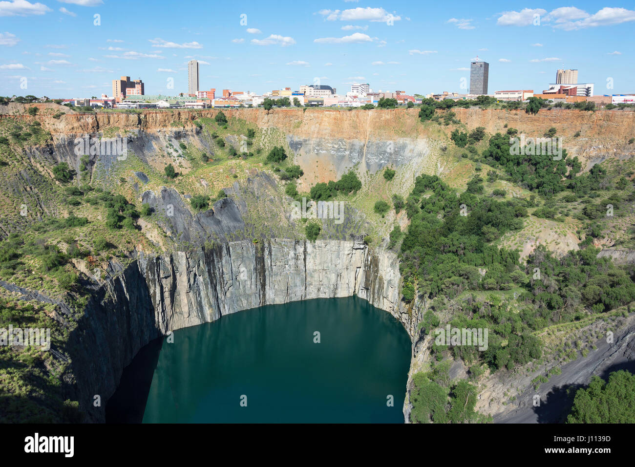 'Le grand trou' et le centre-ville de Kimberley, South Circular Road, Kimberley, dans le Nord de la Province du Cap, Afrique du Sud Banque D'Images