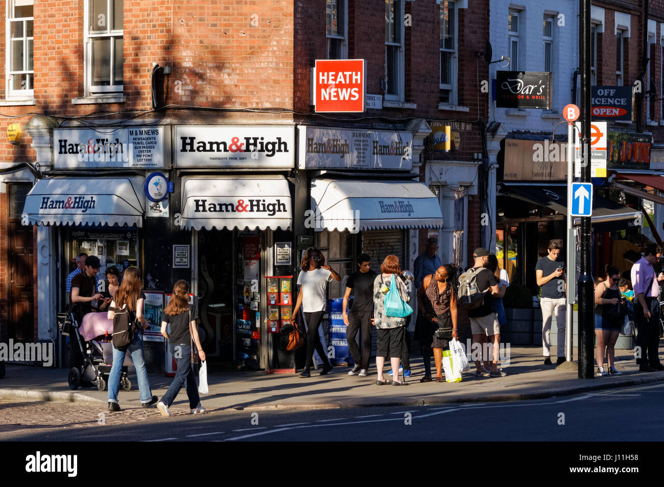 Marchand à Hampstead, Londres Angleterre Royaume-Uni UK Banque D'Images