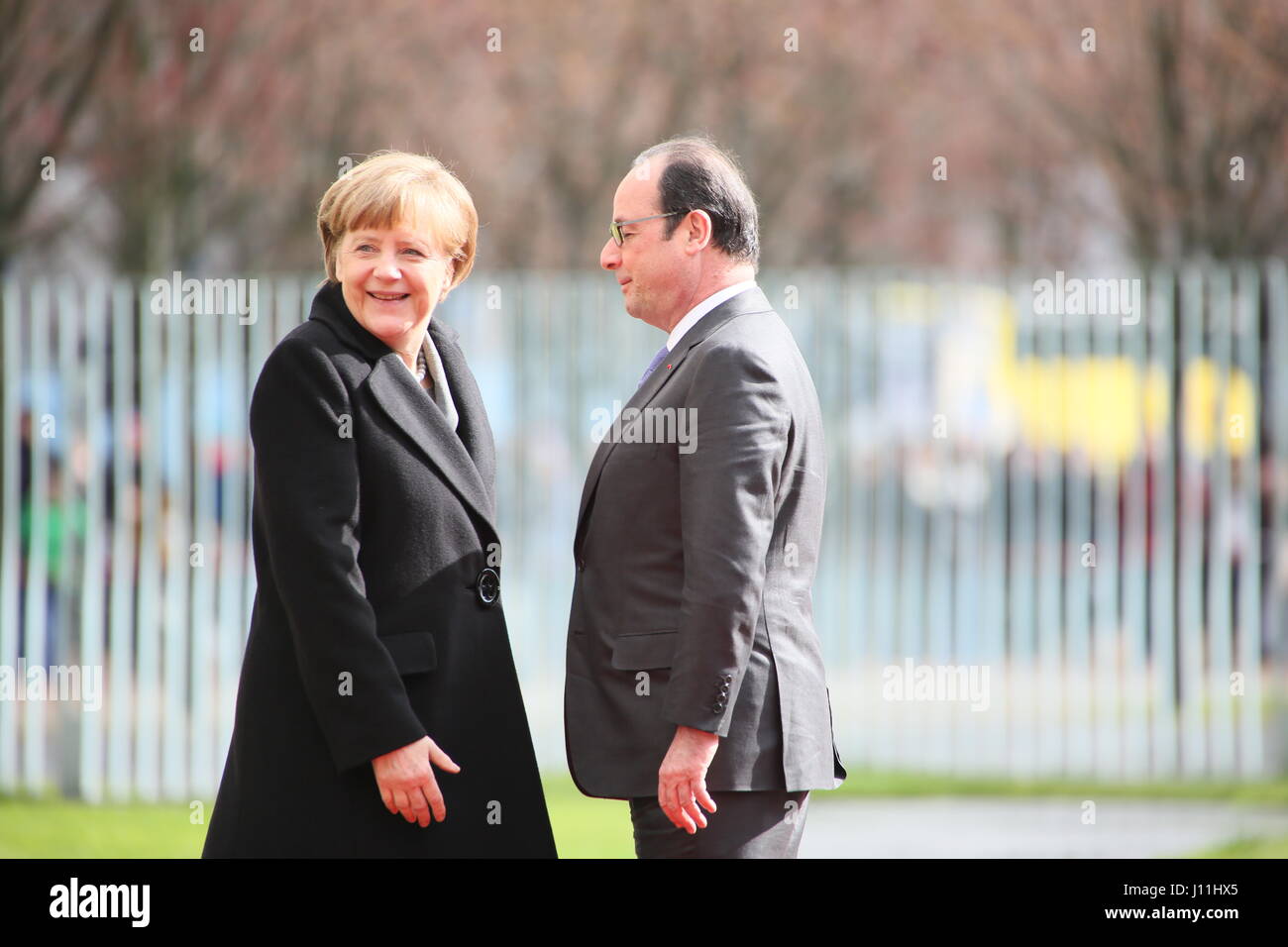 Berlin, Allemagne, le 31 mars 2015 : Le Président français François Hollande pour la visite officielle à la Chancelière allemande Angela Merkel. Banque D'Images